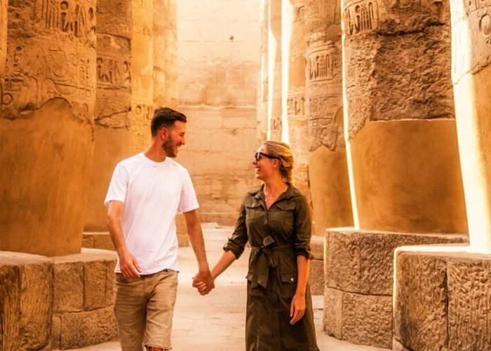 A wonderful photo of the couple at Karnak Temple